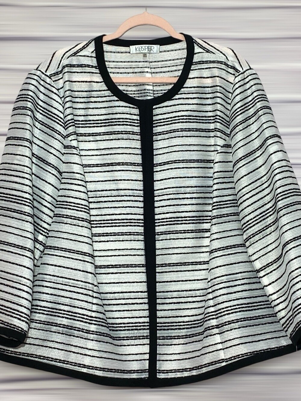 Kasper NWT $129 Retail 24W Black White Striped Textured Open Front Career Jacket